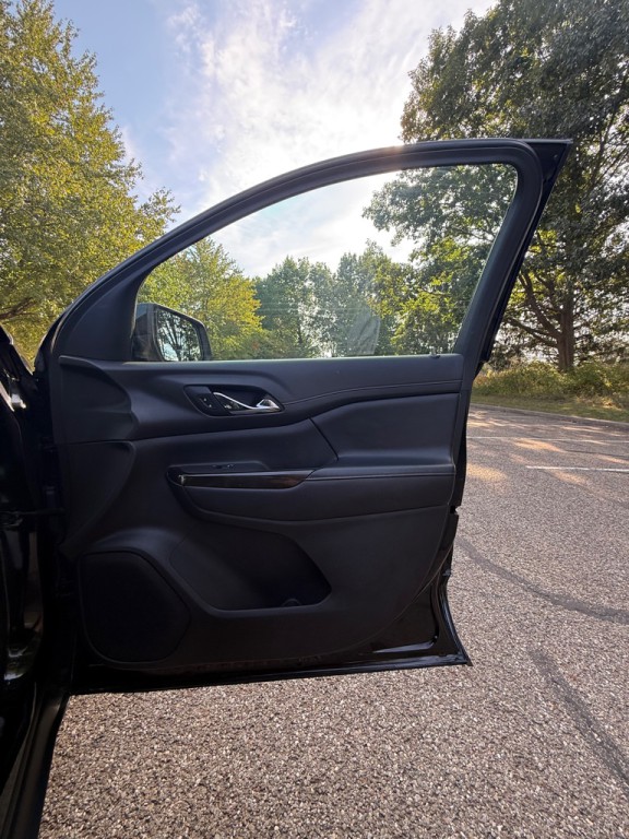2020 GMC Acadia Image 24
