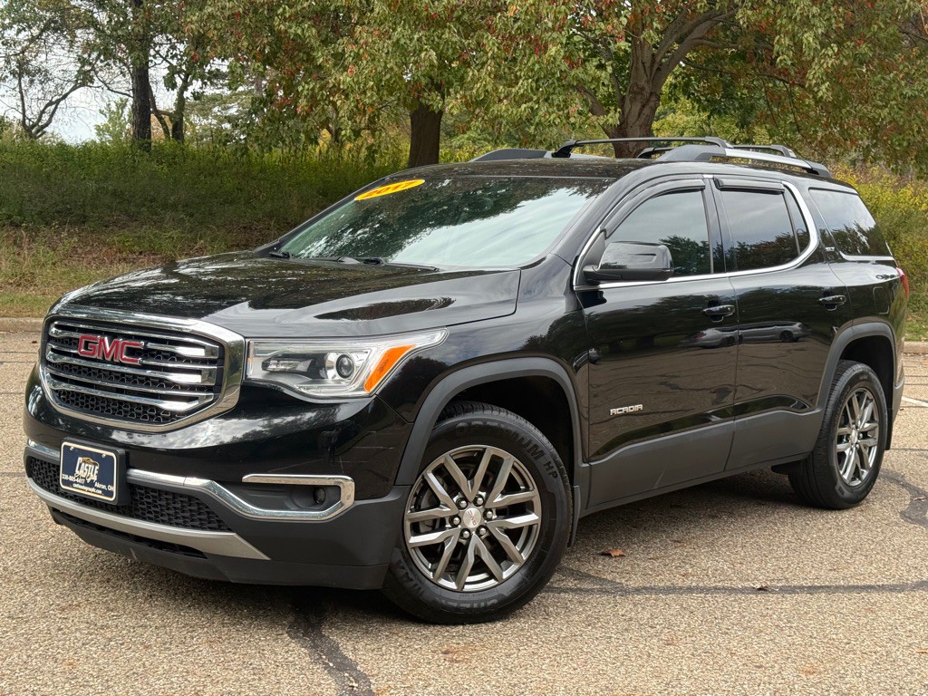 2017 GMC Acadia Image 1