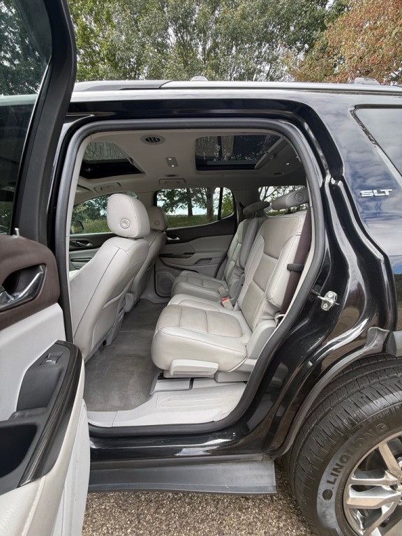 2017 GMC Acadia Image 13