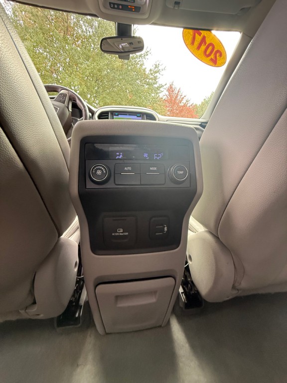2017 GMC Acadia Image 15