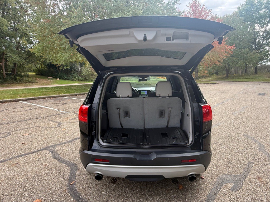 2017 GMC Acadia Image 18