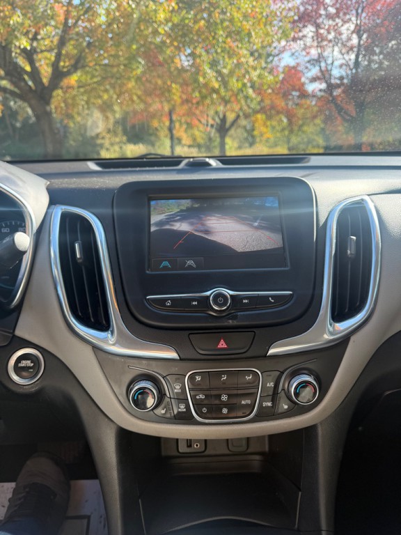 2018 Chevrolet Equinox Image 8