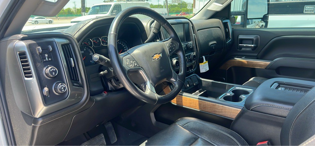 2019 Chevrolet Silverado 1500 Image 8