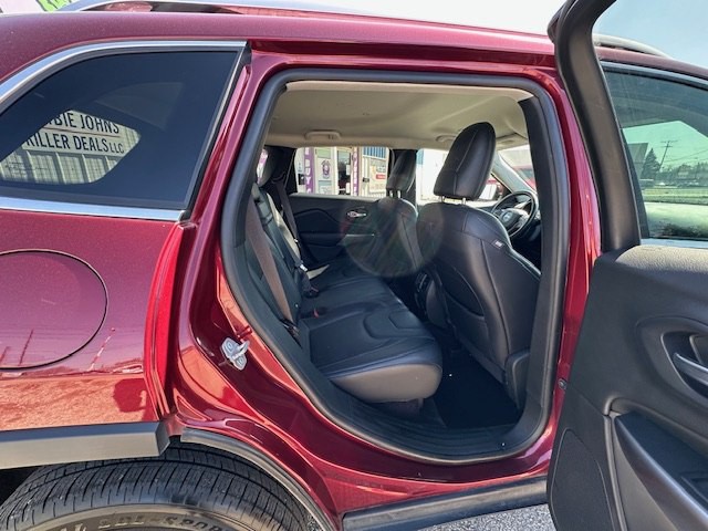 2019 Jeep Cherokee Image 19