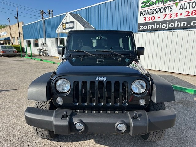 2017 Jeep Wrangler Unlimited Image 2