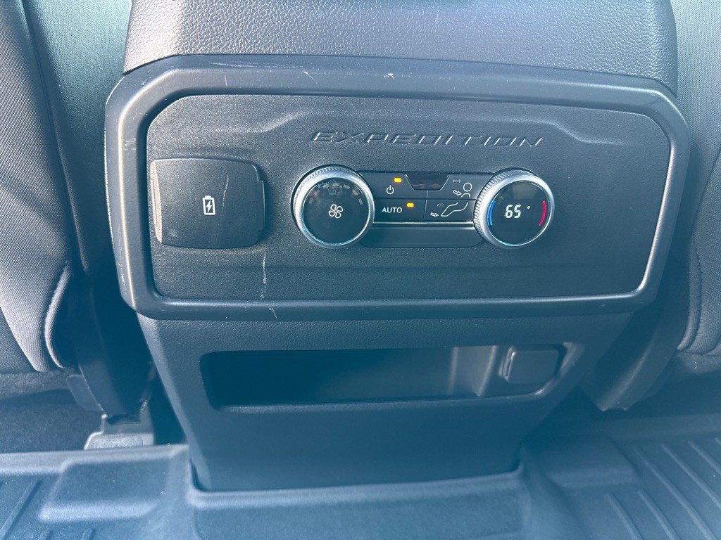 2021 Ford Expedition Image 15