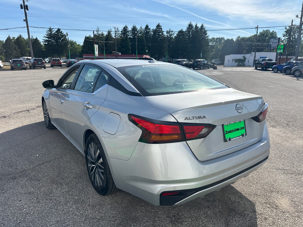 2024 Nissan Altima Image 5