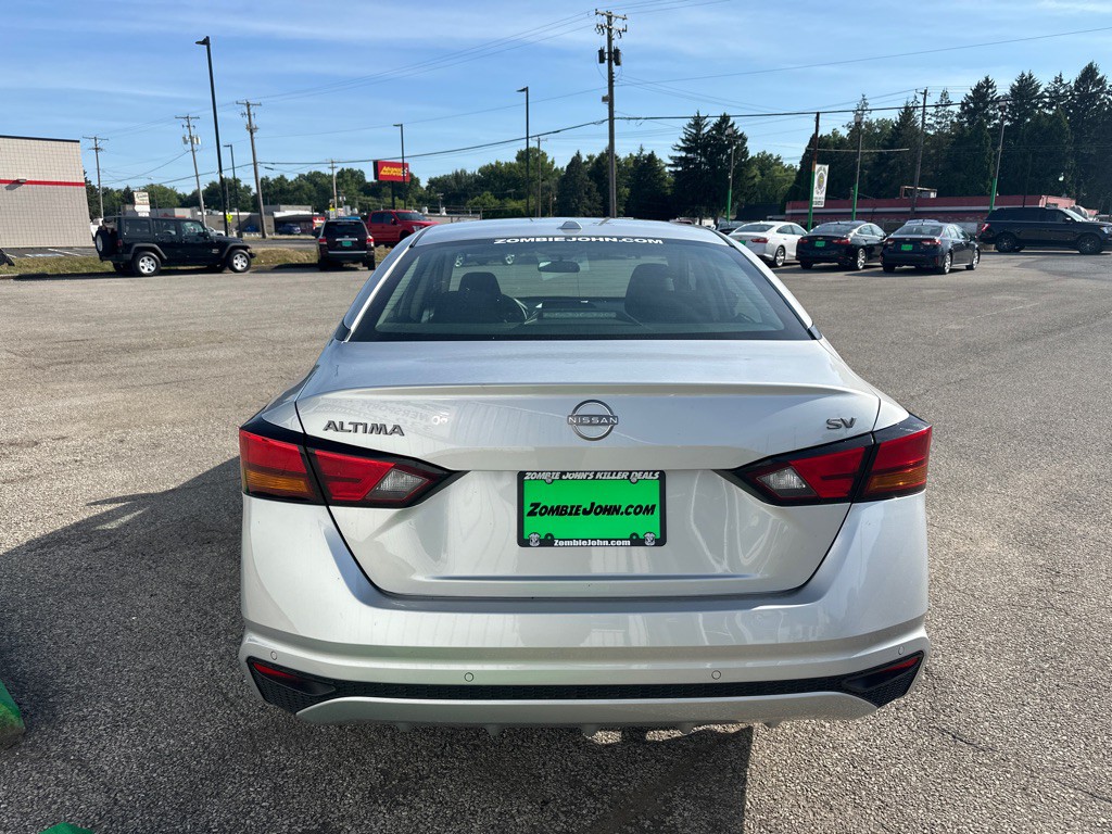 2024 Nissan Altima Image 6