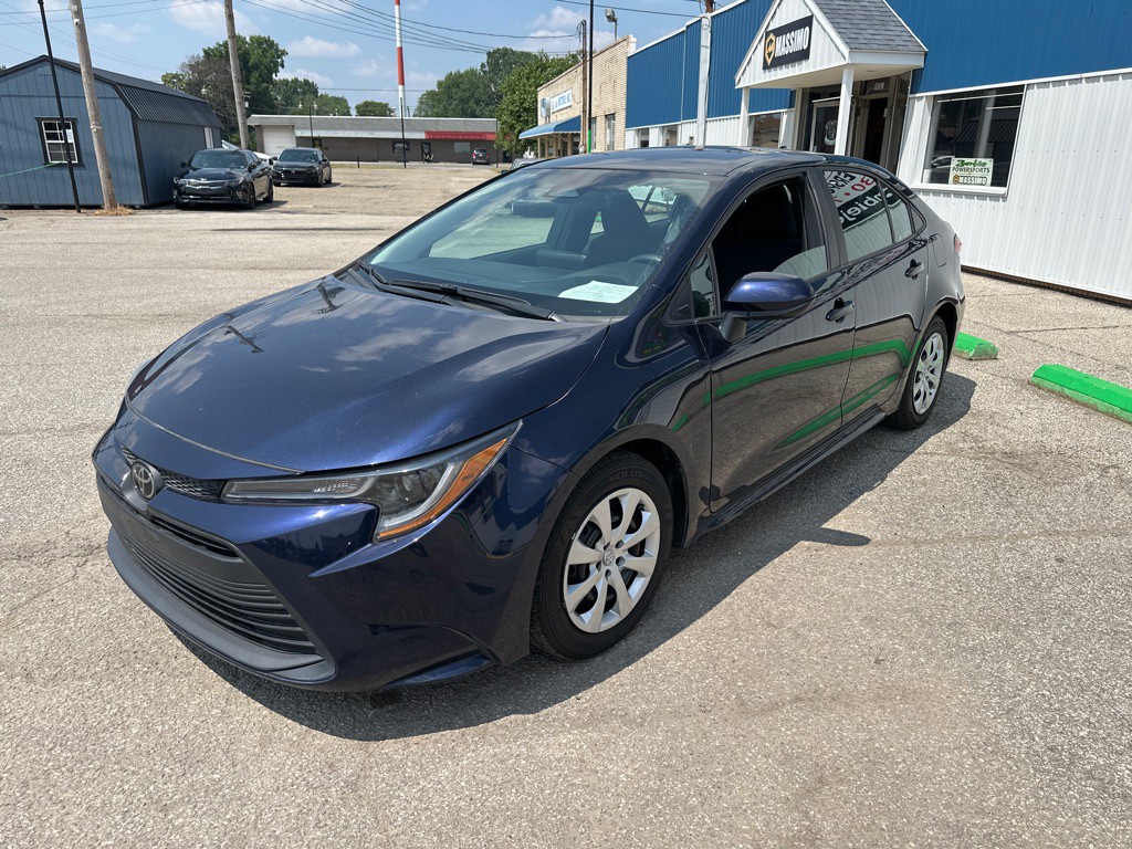 2023 Toyota Corolla Image 3
