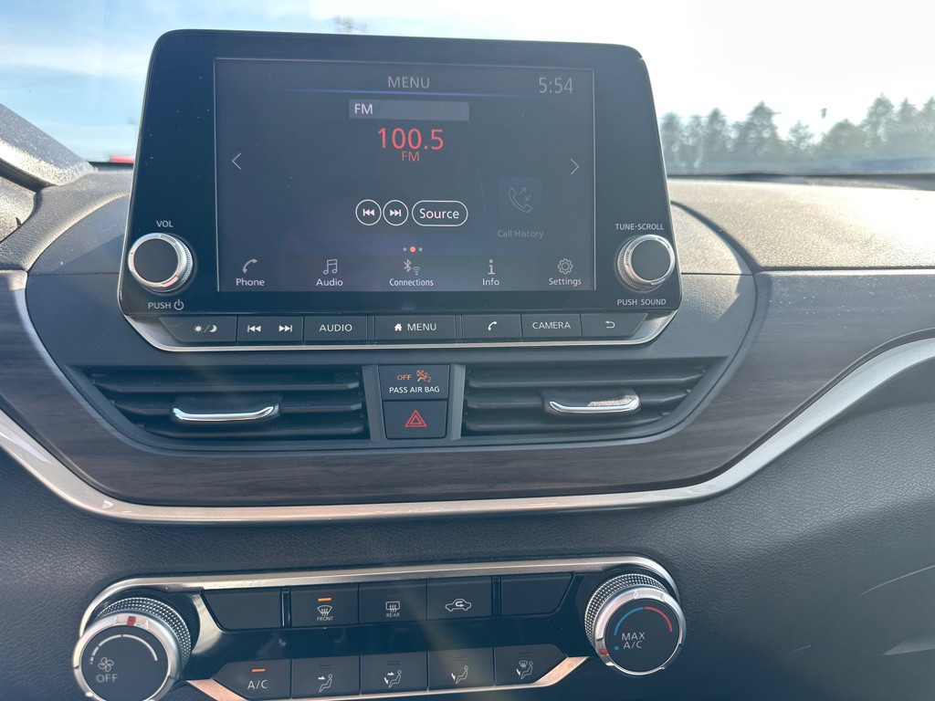 2024 Nissan Altima Image 12