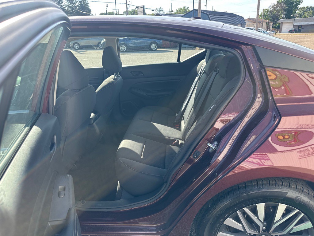2024 Nissan Altima Image 14