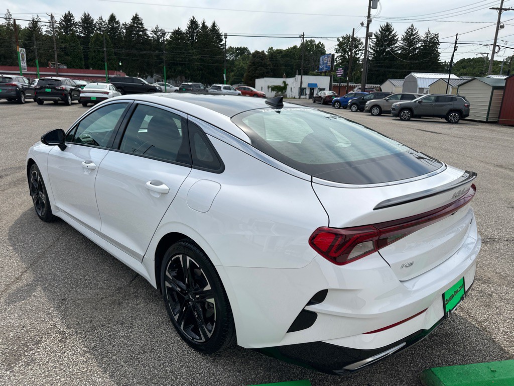 2022 Kia K5 Image 5