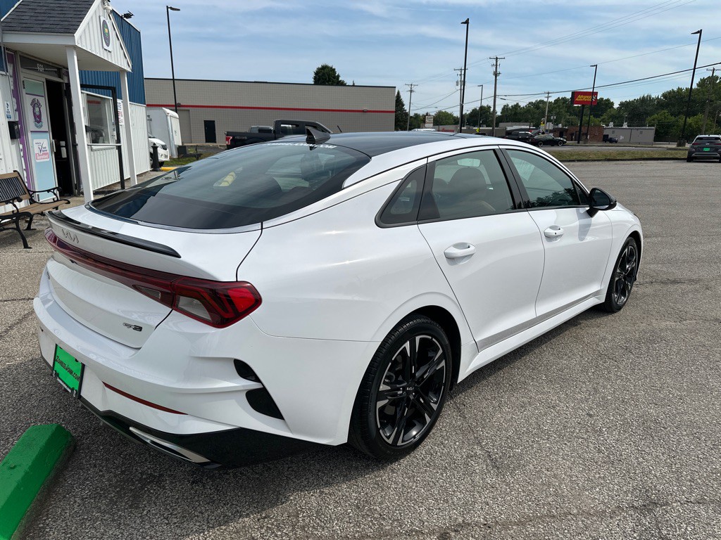 2022 Kia K5 Image 7