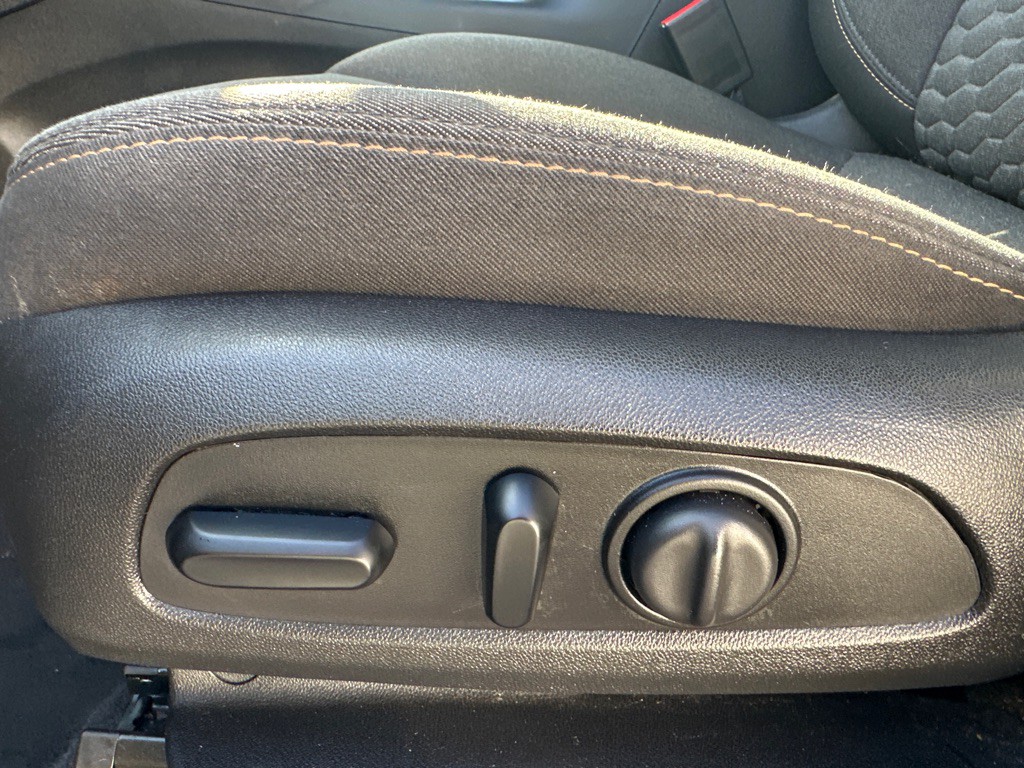 2020 Chevrolet Equinox Image 11