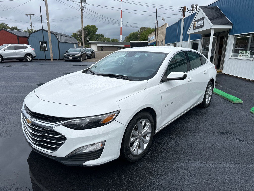 2023 Chevrolet Malibu Image 3