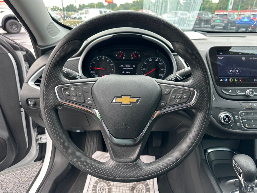 2023 Chevrolet Malibu Image 9
