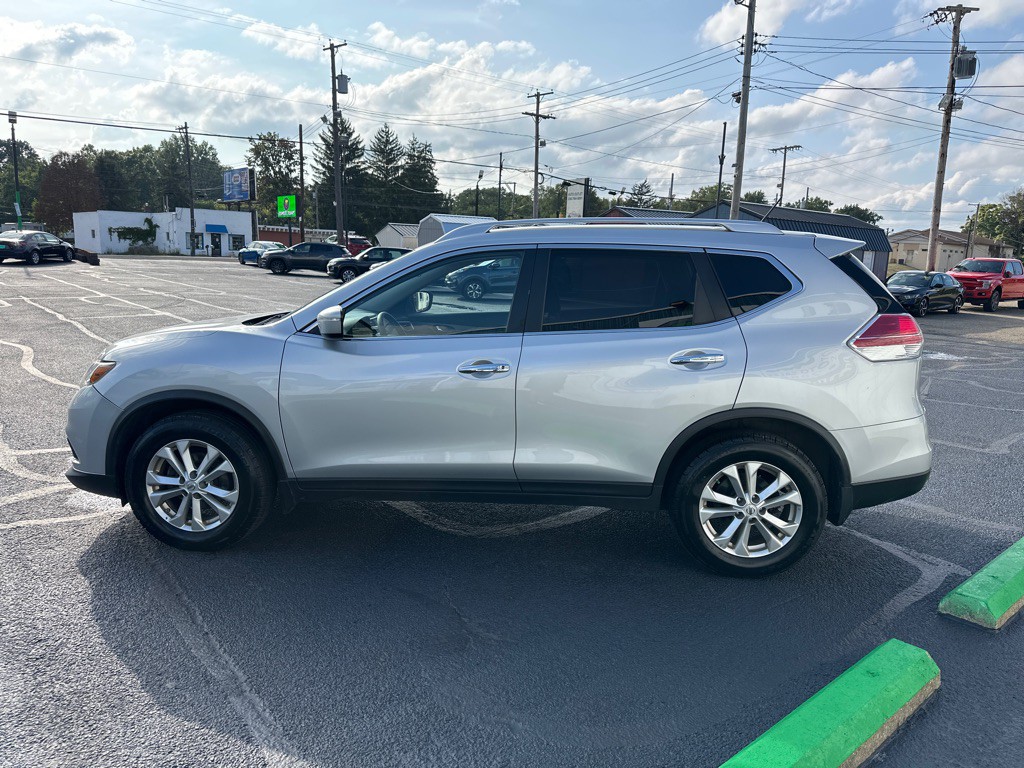 2015 Nissan Rogue Image 4