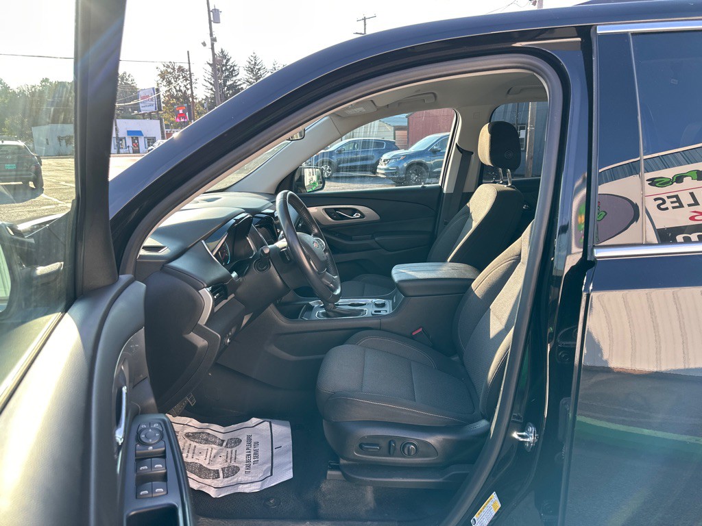 2021 Chevrolet Traverse Image 9