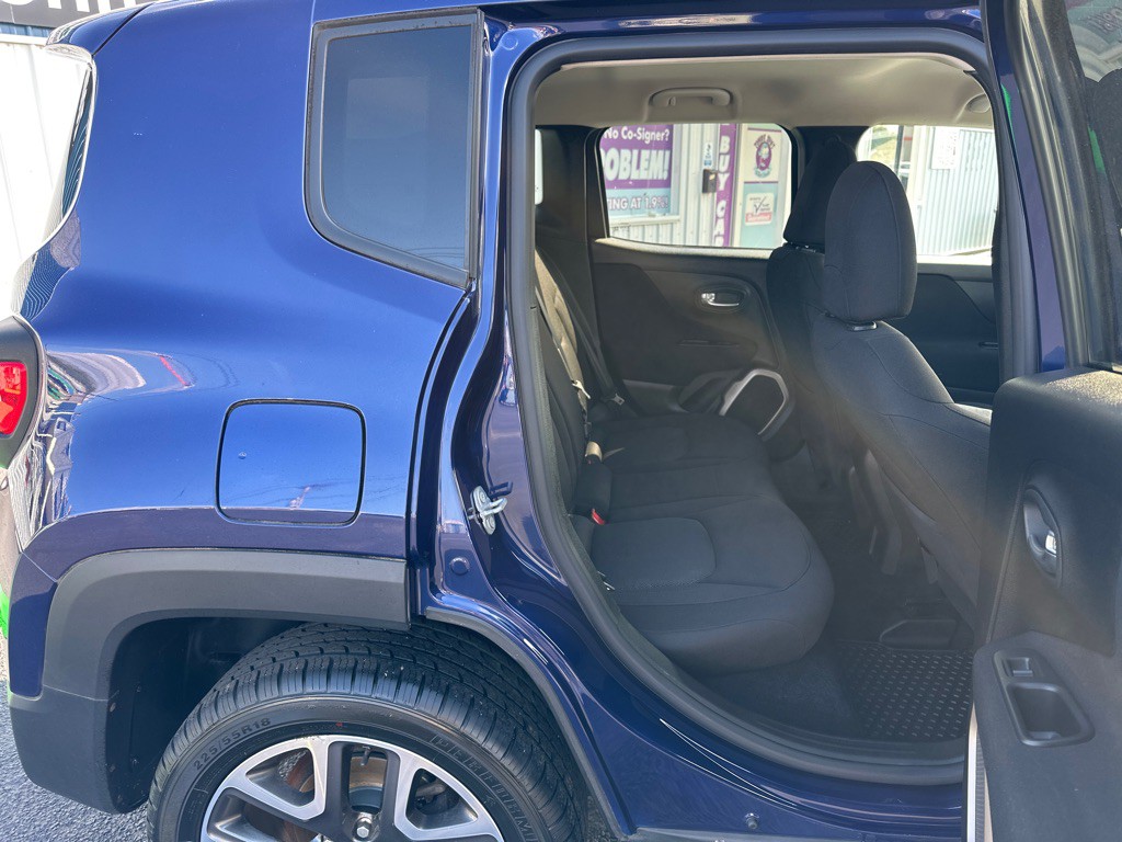 2017 Jeep Renegade Image 19