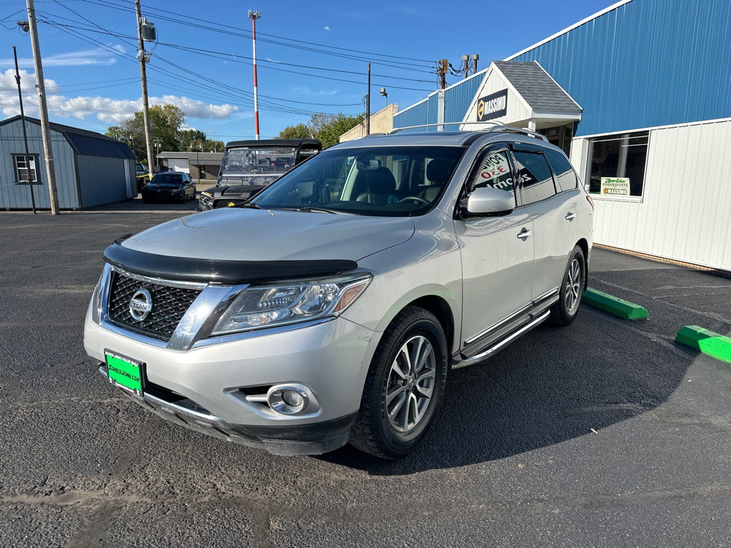 2016 Nissan Pathfinder Image 3