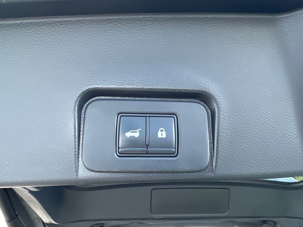2022 Nissan Rogue Image 23