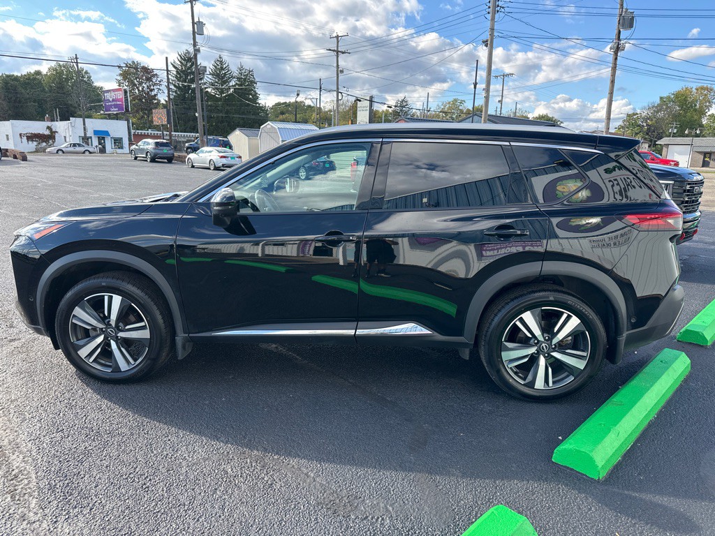 2023 Nissan Rogue Image 3