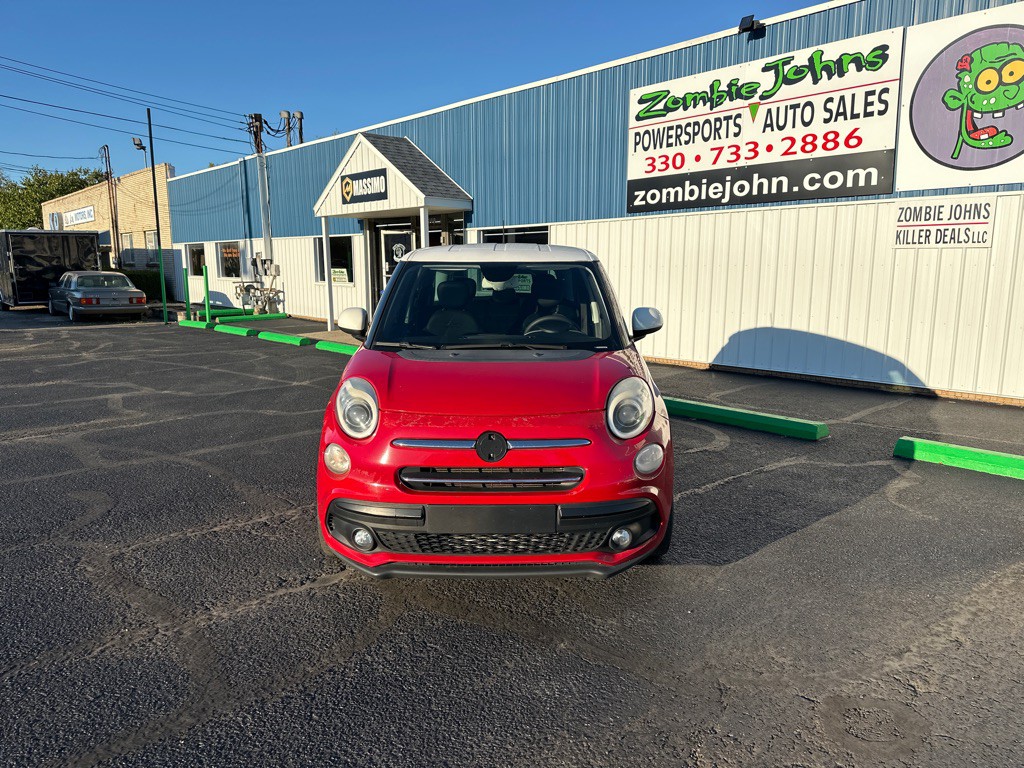2018 FIAT 500L Image 2