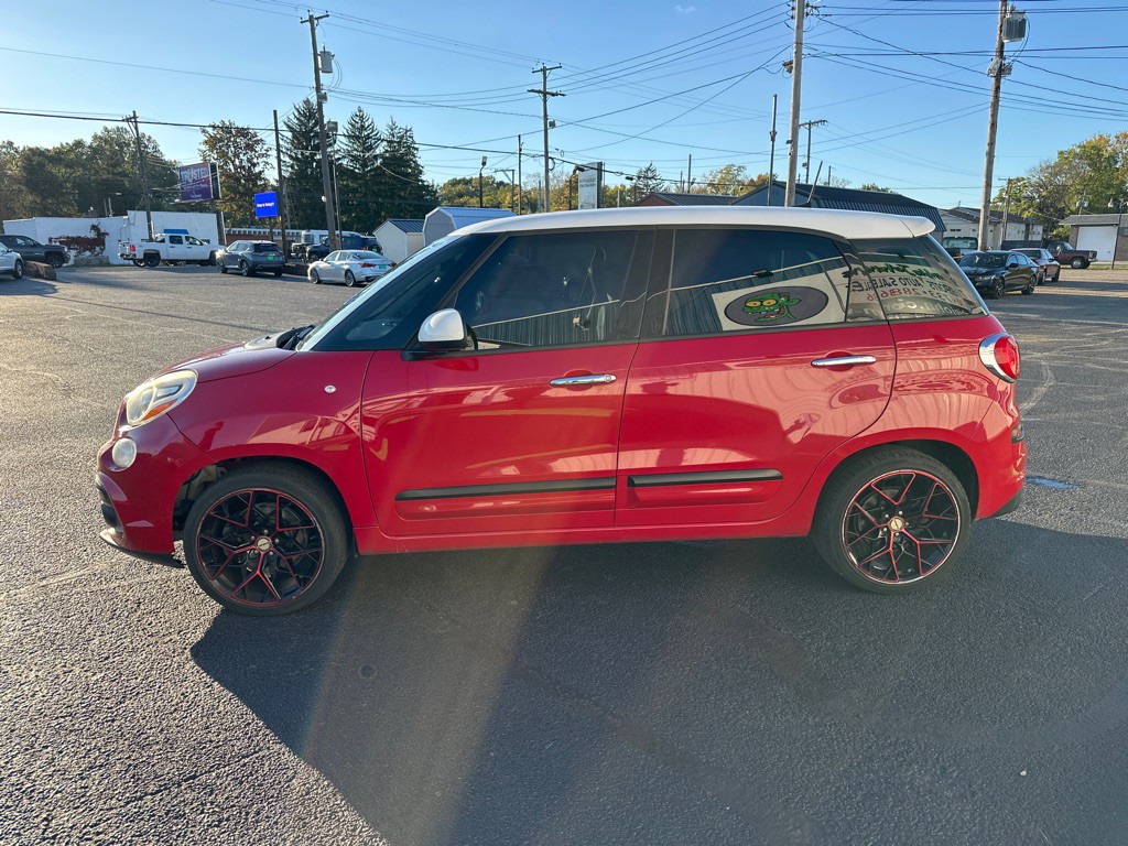 2018 FIAT 500L Image 4