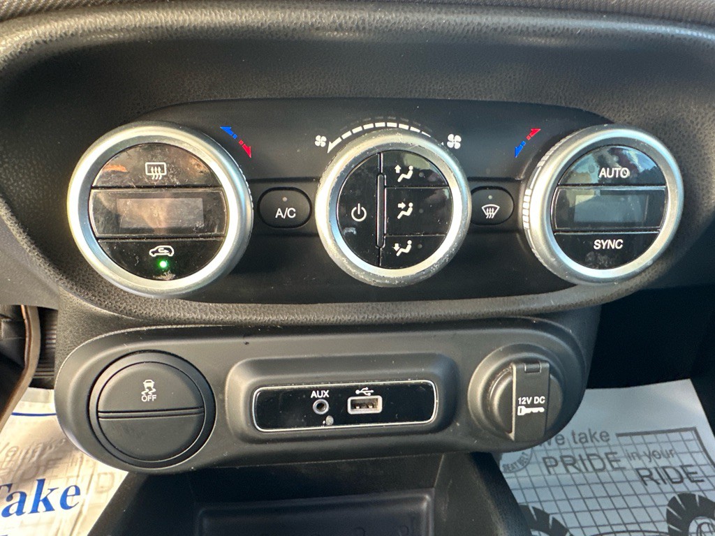 2018 FIAT 500L Image 15
