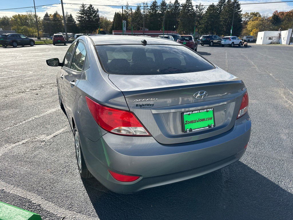 2017 Hyundai Accent Image 4