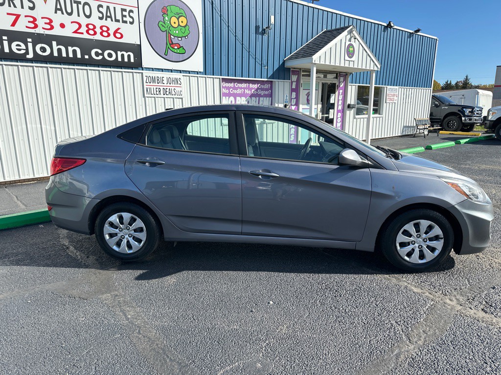 2017 Hyundai Accent Image 7