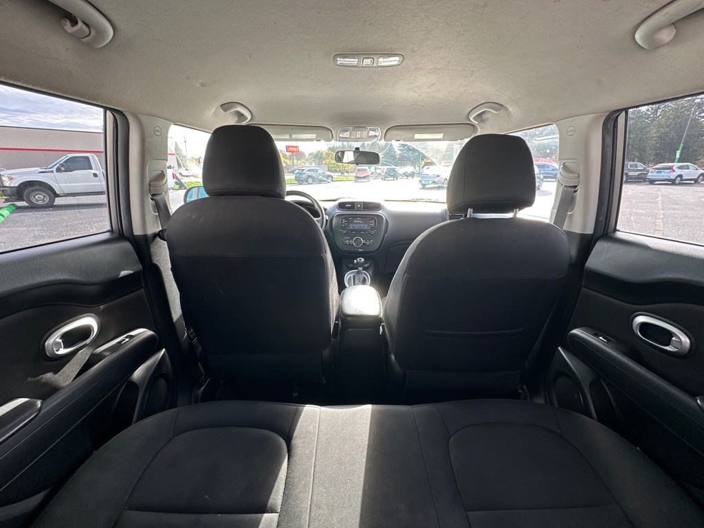 2017 Kia Soul Image 16