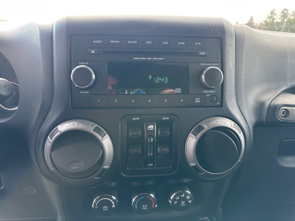 2016 Jeep Wrangler Unlimited Image 12