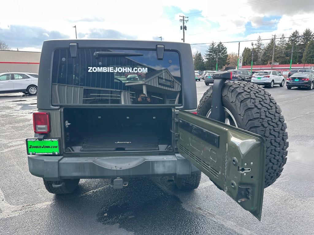 2016 Jeep Wrangler Unlimited Image 16