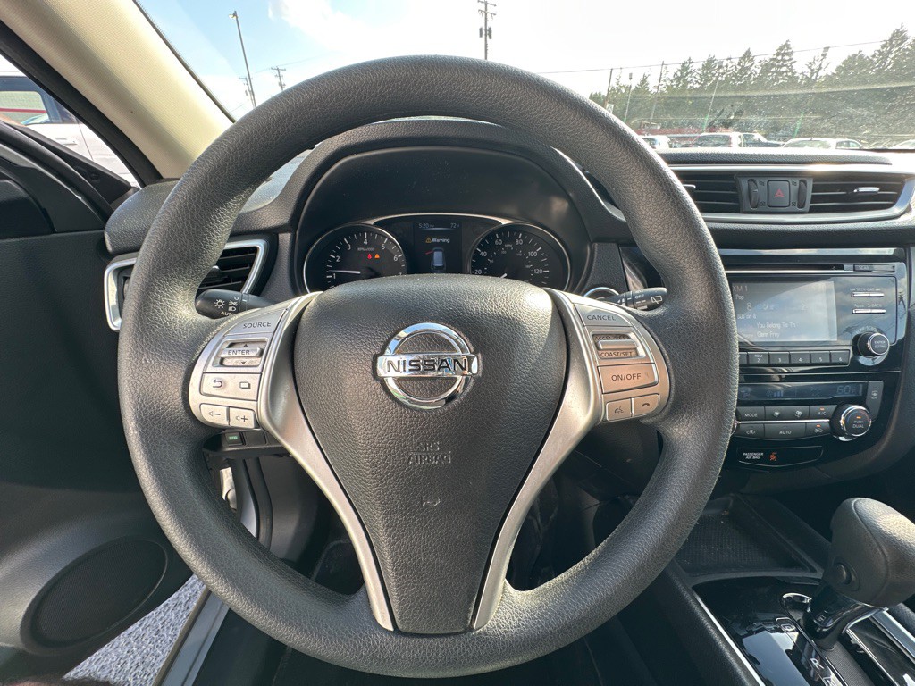 2015 Nissan Rogue Image 10