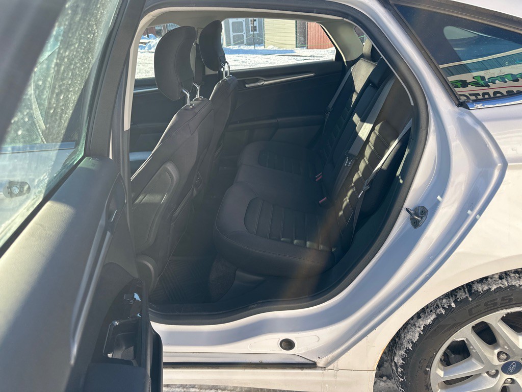 2014 Ford Fusion Image 15