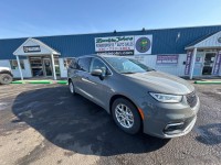 Image for 2023 Chrysler Pacifica Touring L ID: 7180422