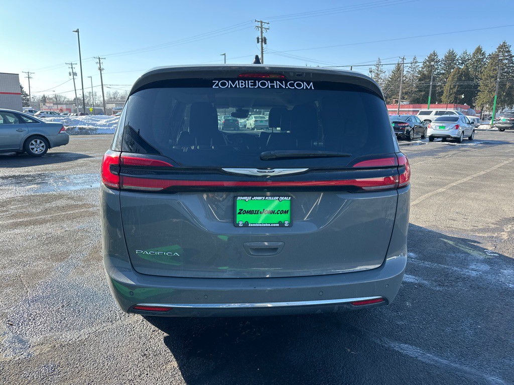 2023 Chrysler Pacifica Image 6