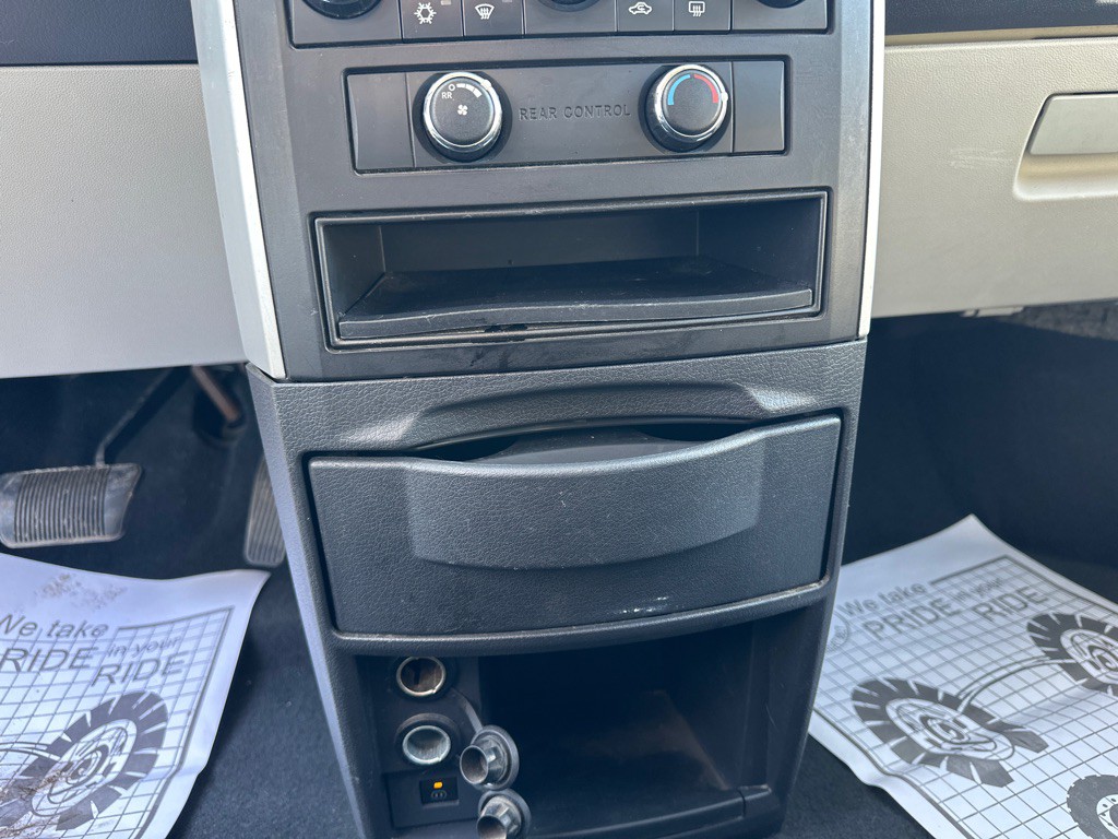 2010 Dodge Grand Caravan Image 13