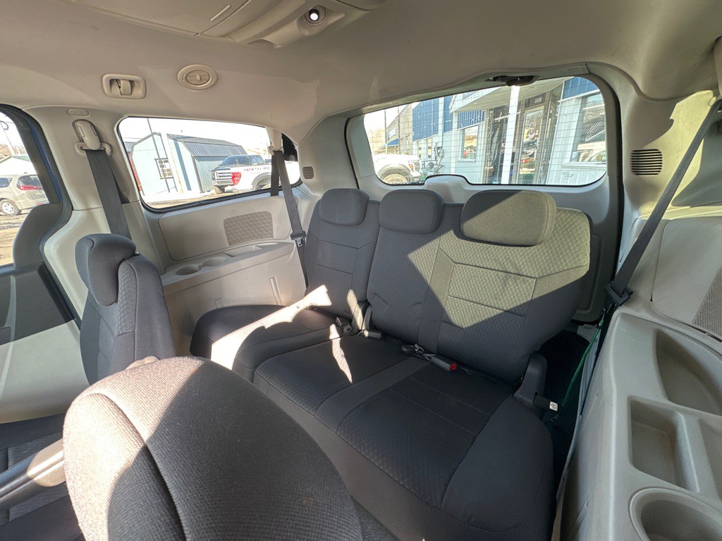 2010 Dodge Grand Caravan Image 17