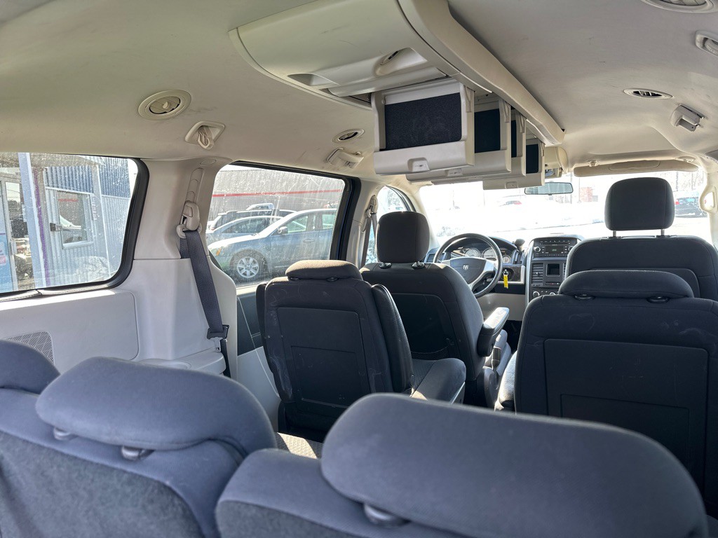 2010 Dodge Grand Caravan Image 25