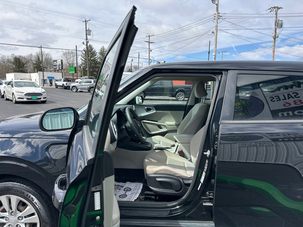 2021 Kia Soul Image 9