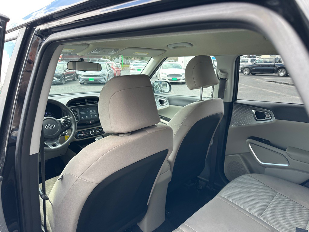 2021 Kia Soul Image 14