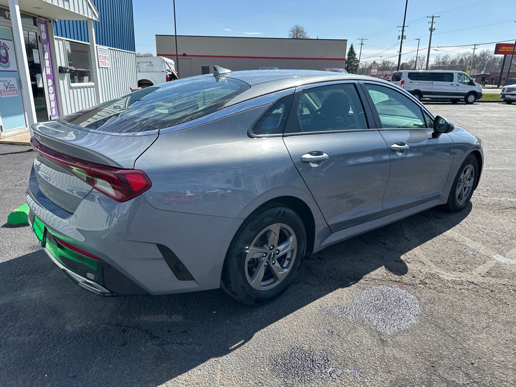 2023 Kia K5 Image 7