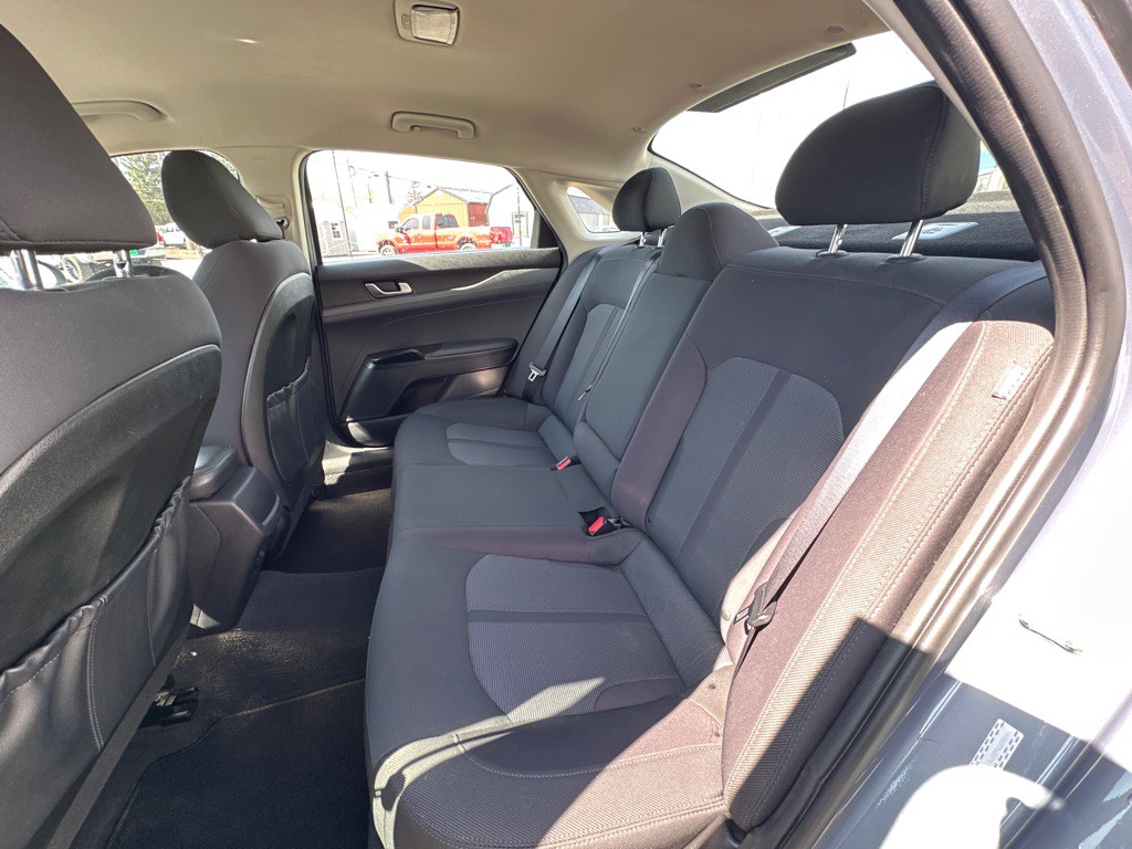 2023 Kia K5 Image 17