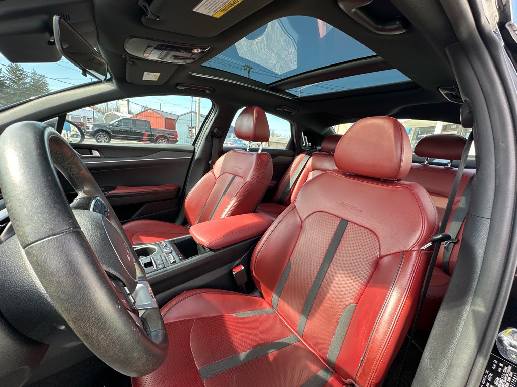 2023 Kia K5 Image 11