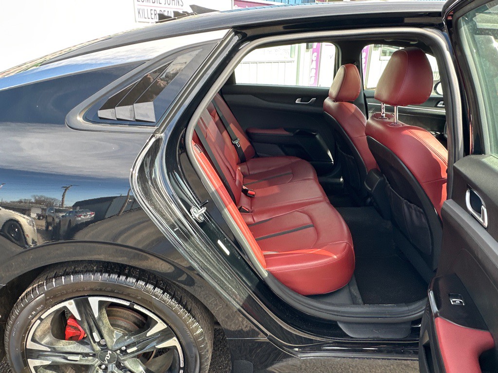 2023 Kia K5 Image 21