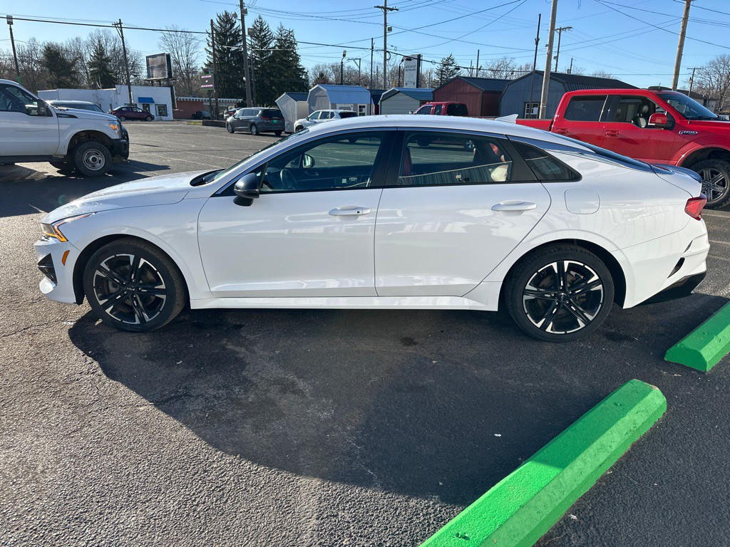 2023 Kia K5 Image 4