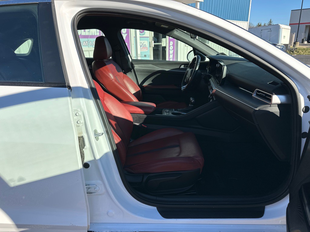 2023 Kia K5 Image 20