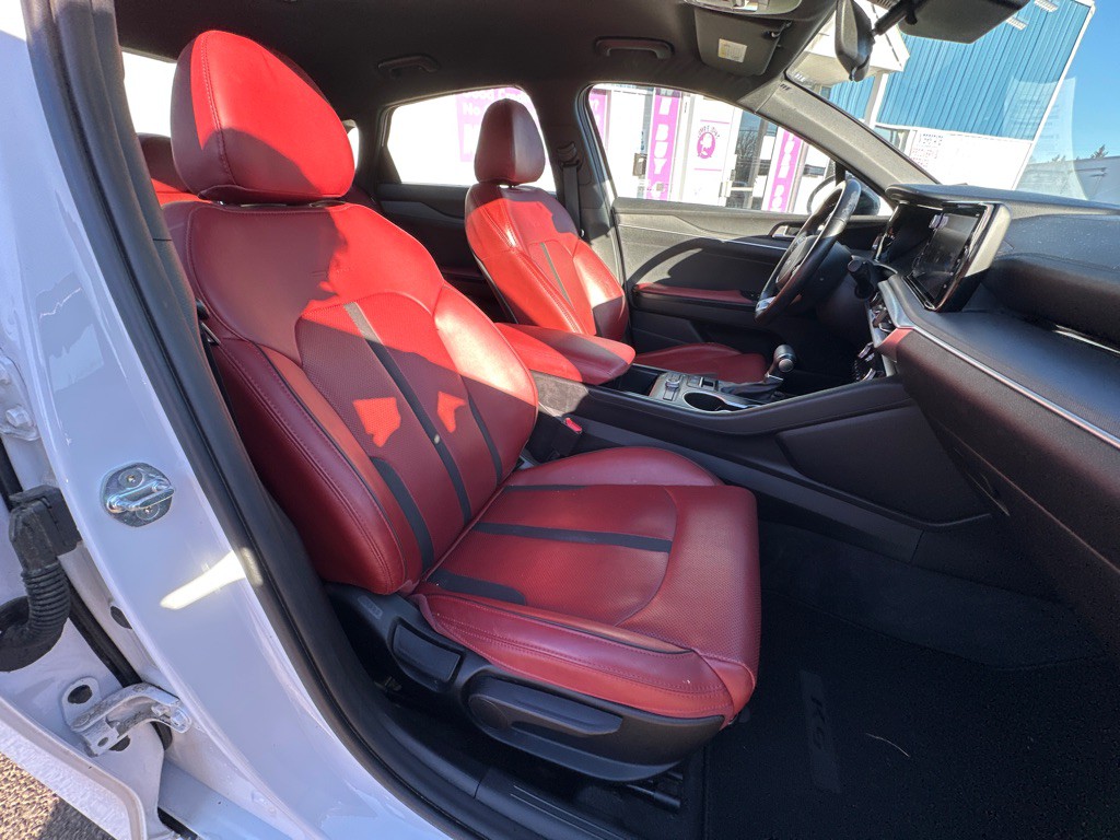 2023 Kia K5 Image 21